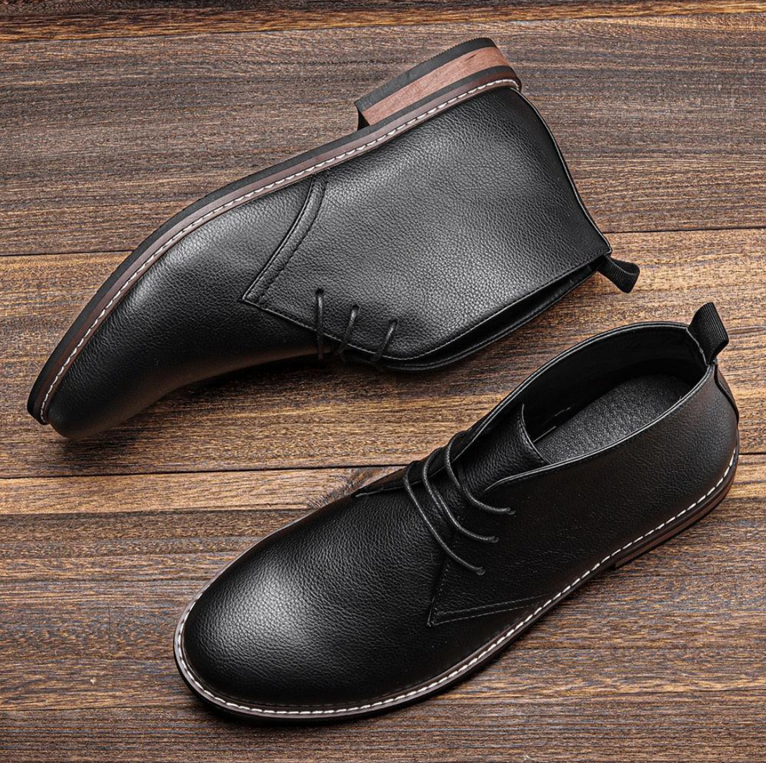 Highland Leather Desert Boots